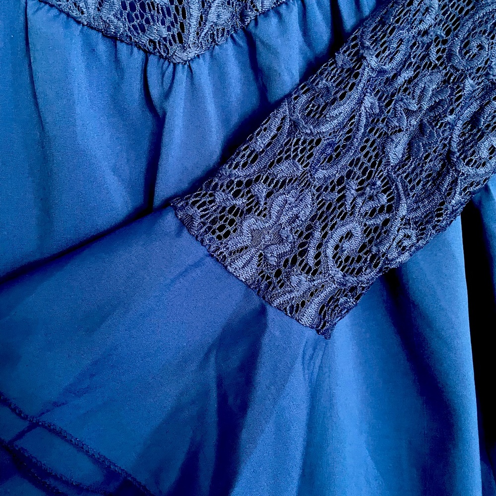 Beautiful Cobalt Blue Cropped Sleeve Top